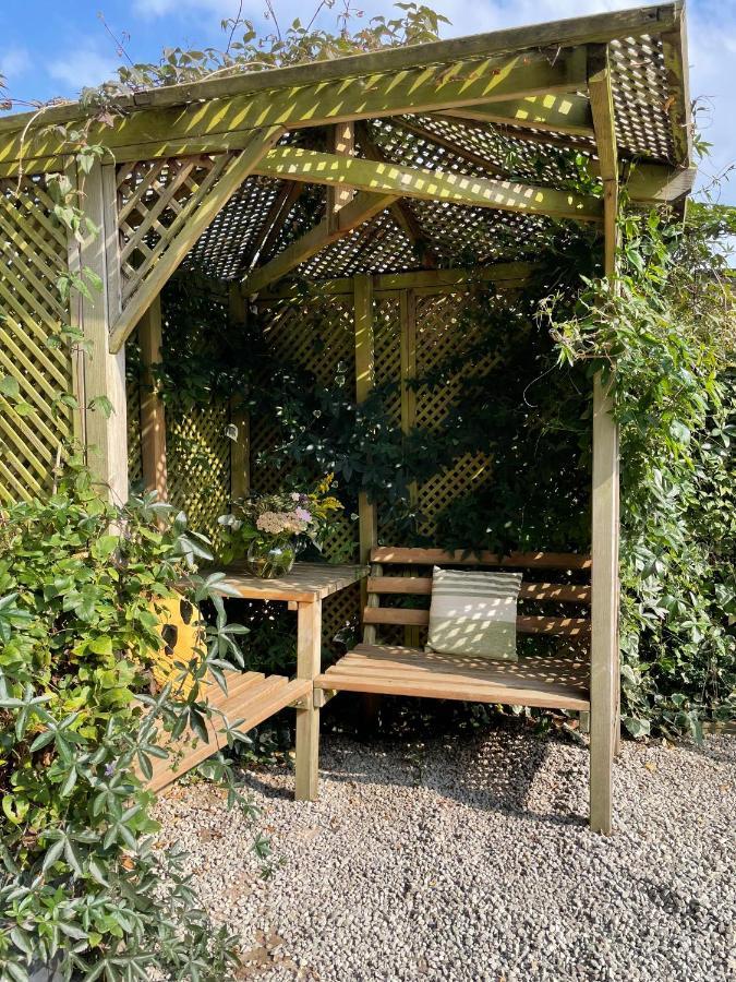 Holmdale Holiday Cottages Rye Exterior photo
