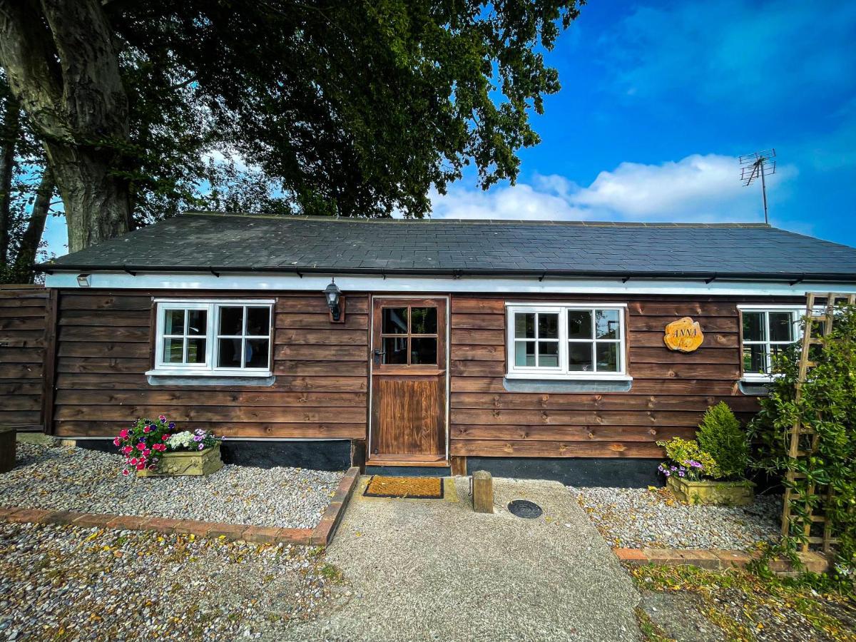 Holmdale Holiday Cottages Rye Exterior photo